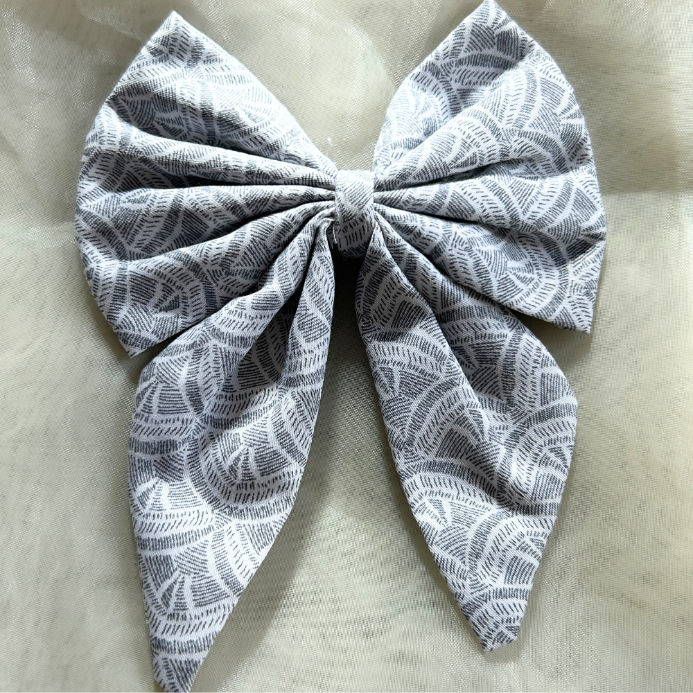 White Prints Pigtail Bow