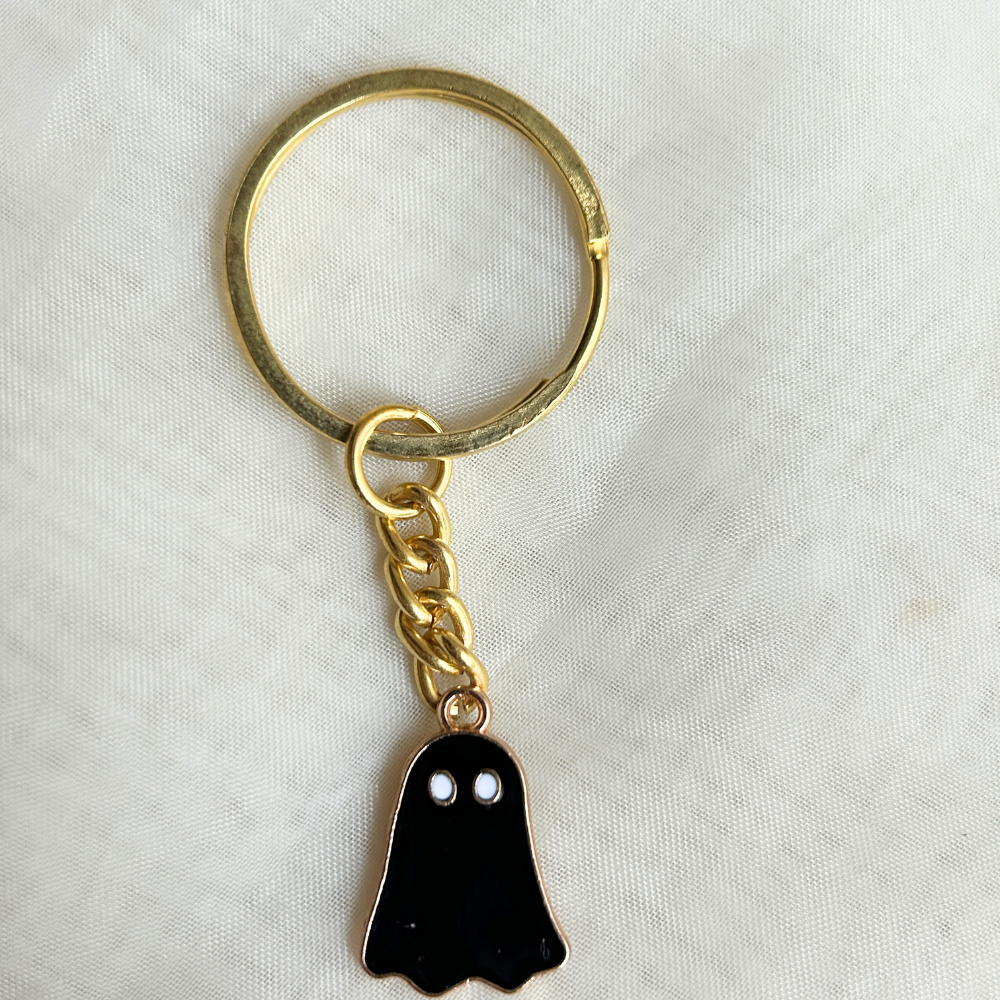 Ghost Keychain - Black/ White
