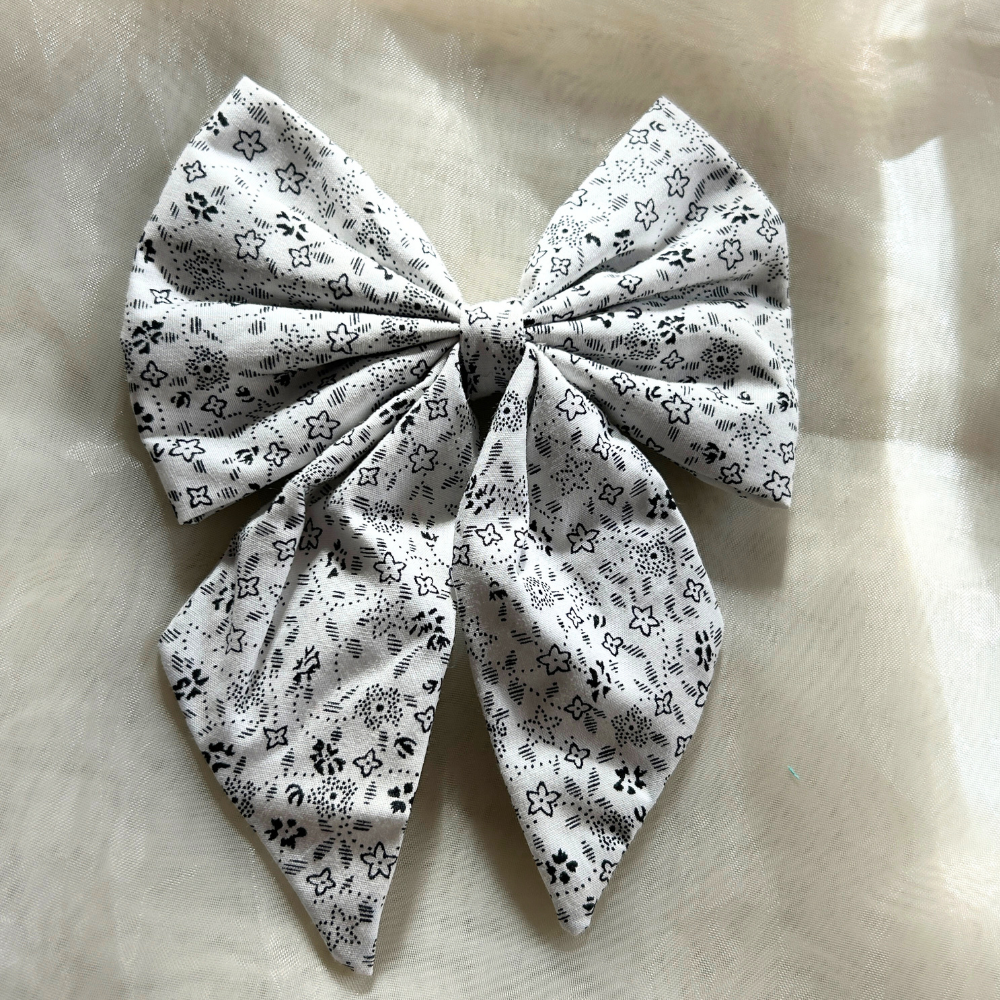 White Prints Pigtail Bow