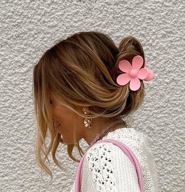 Pink Flower Claw Clip - Medium