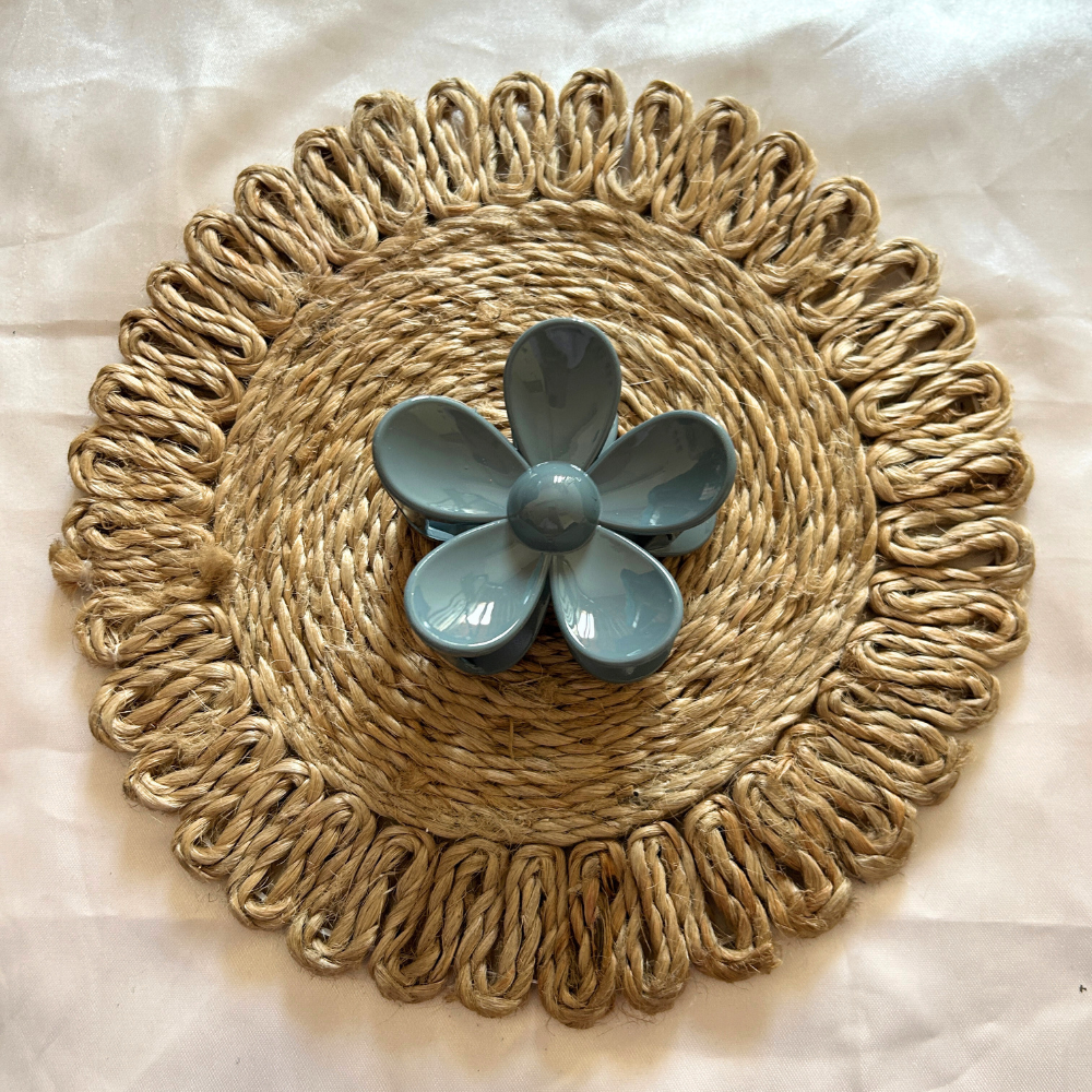 Flower Claw Clip - Medium