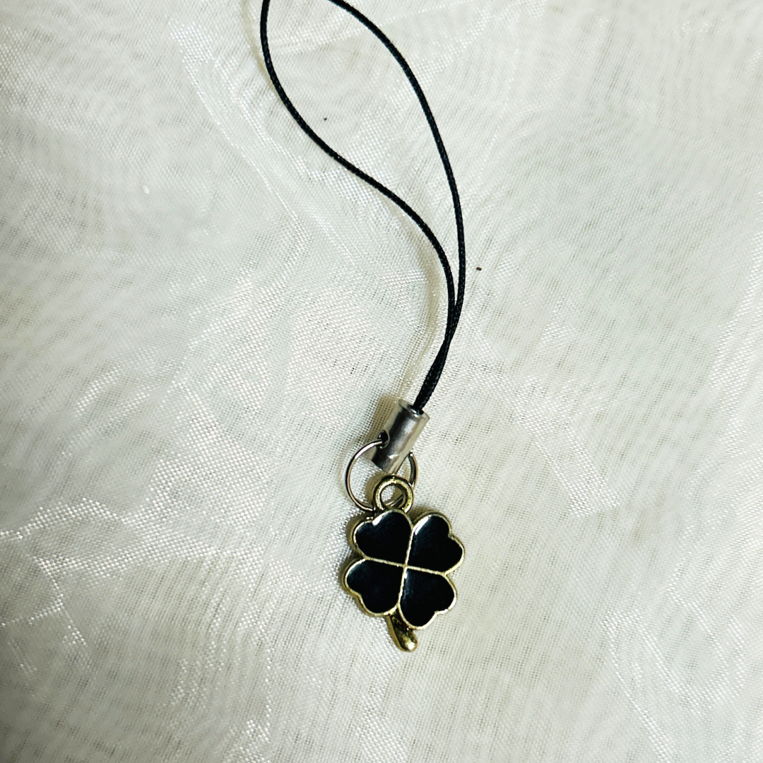 Clover Leaf Phone Charm - Black