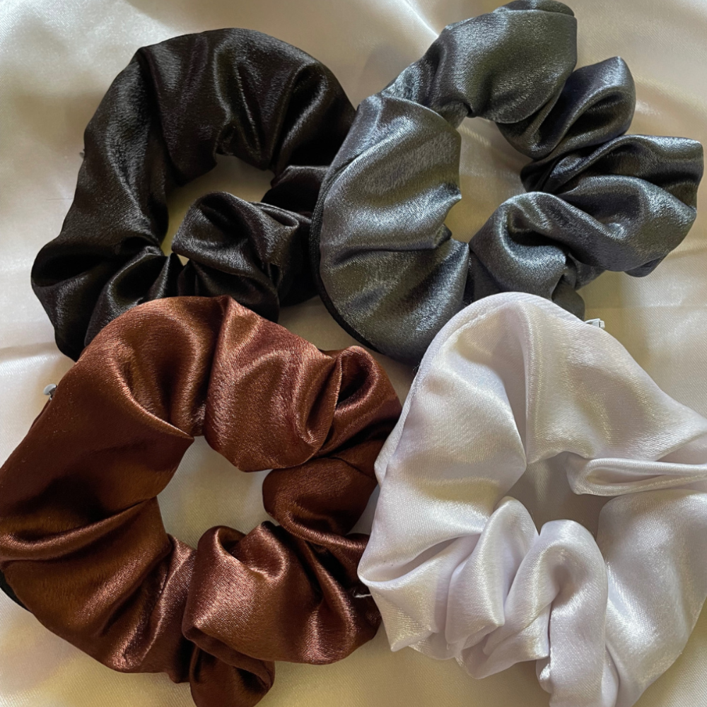 Ash Grey Zipper Scrunchie