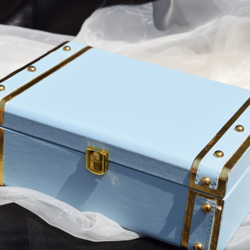 Blue Trunk