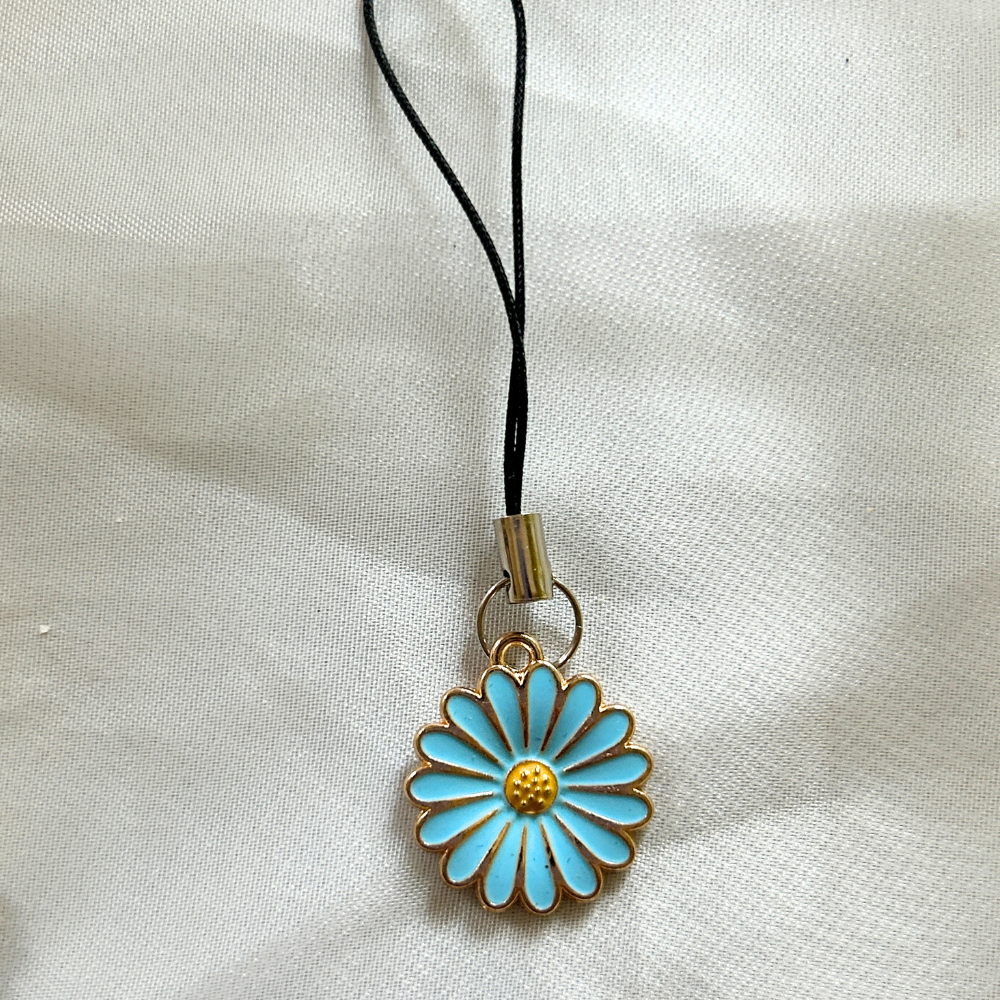 Daisy Phone Charm