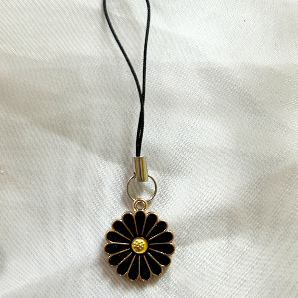 Daisy Phone Charm