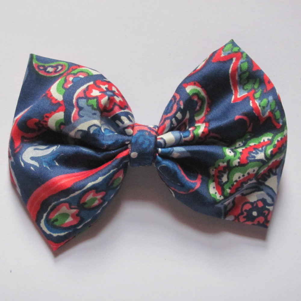 Paisley Bow