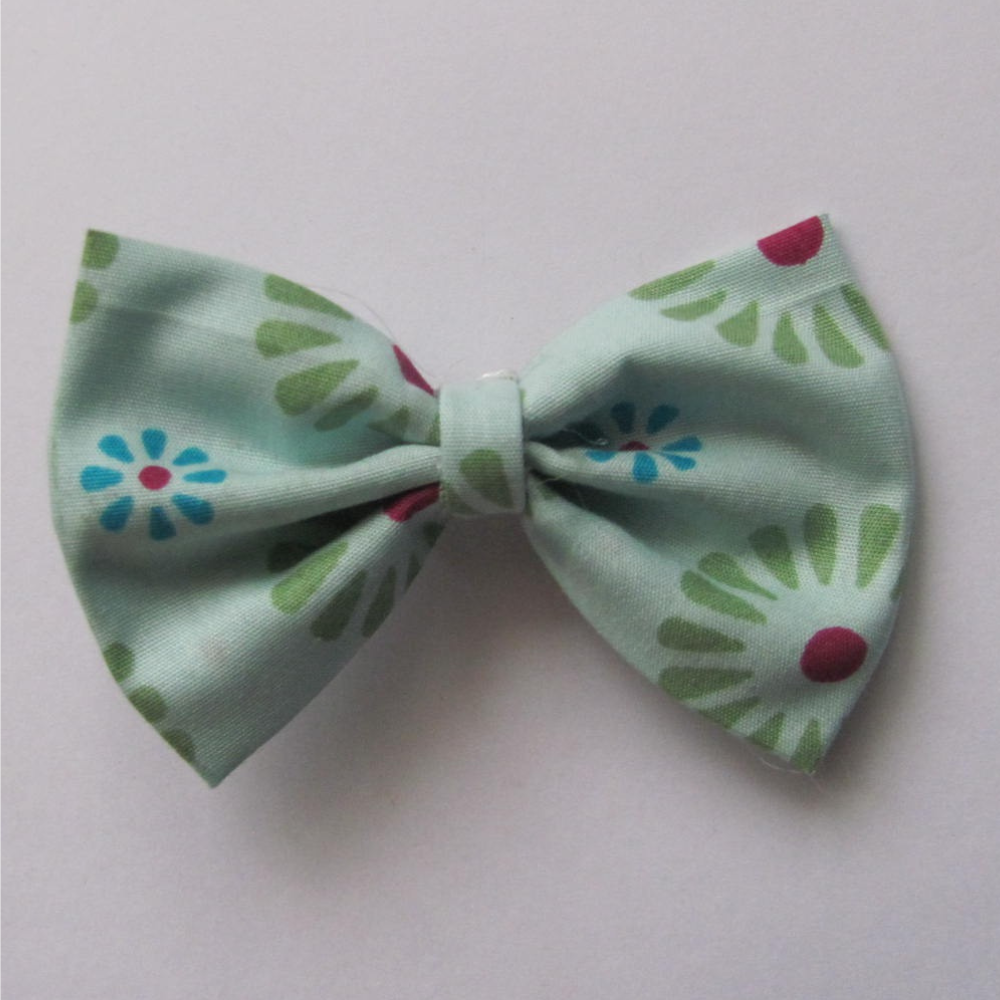 Pastel Green Bow