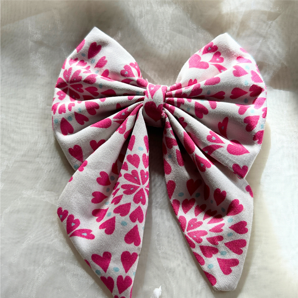 White Prints Pigtail Bow