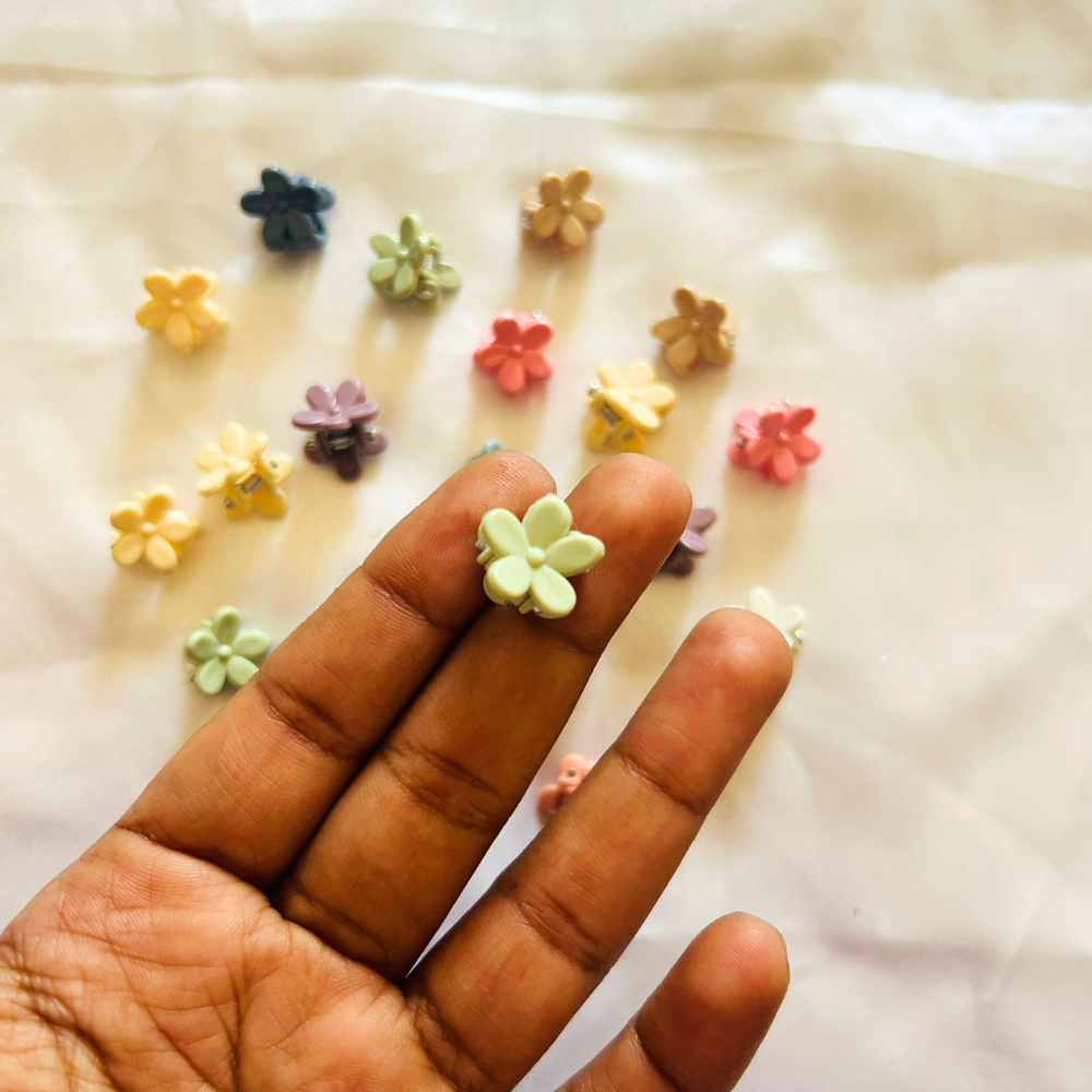Mini Claw Clips - Set of 10 @ Rs.100