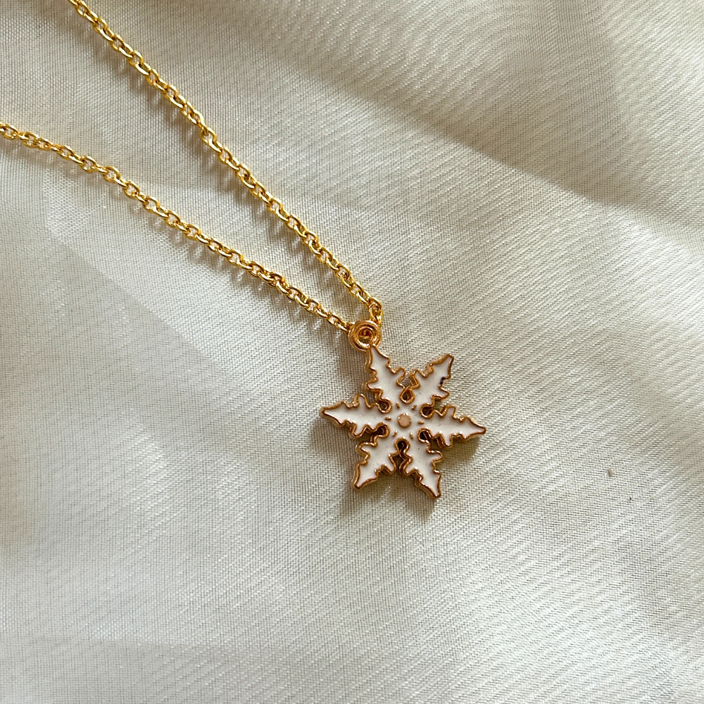 Snowflake Chain - The Christmas Collection