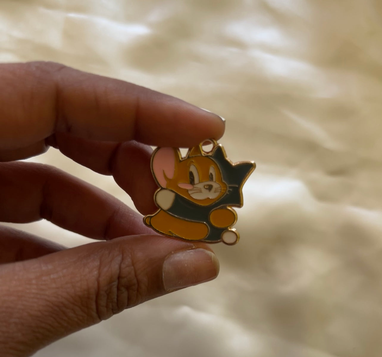 Tom and Jerry two sided charm