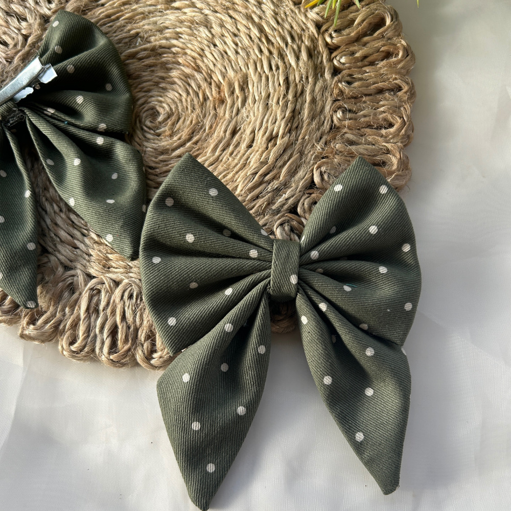 Green Polka Dots Pigtail Bow