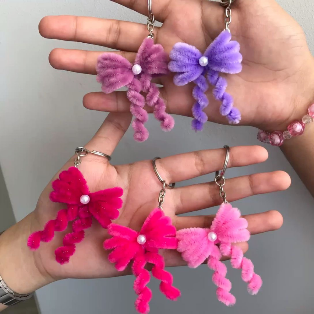 Bow Keychain - Pipe Cleaner Straw Collection