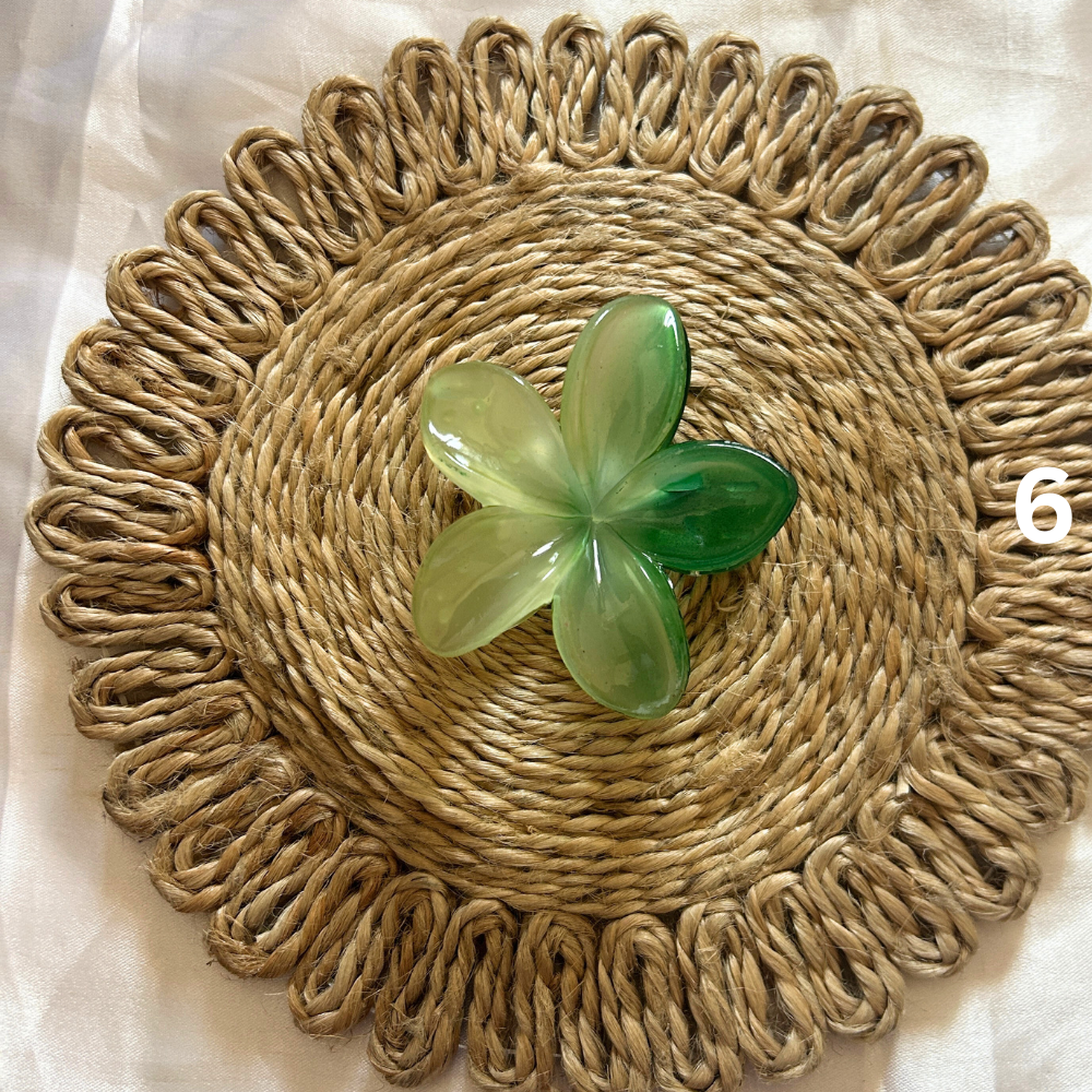 Flower Claw Clip - Medium