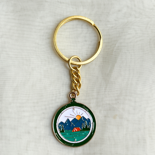 Vacation at the Mountains Keychain - The Travel + Vacation Collection
