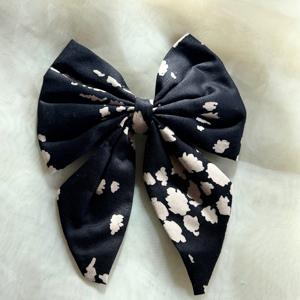 Black Prints Pigtail Bow