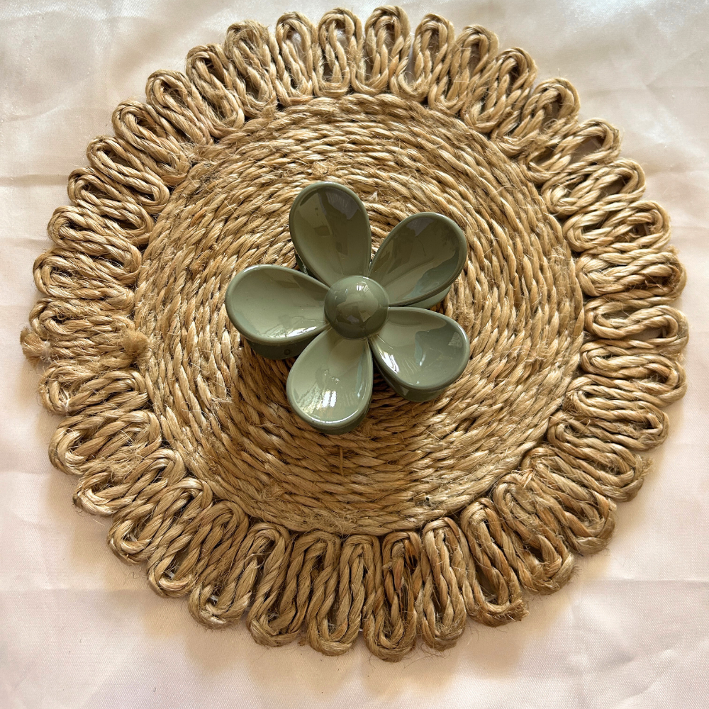 Flower Claw Clip - Medium