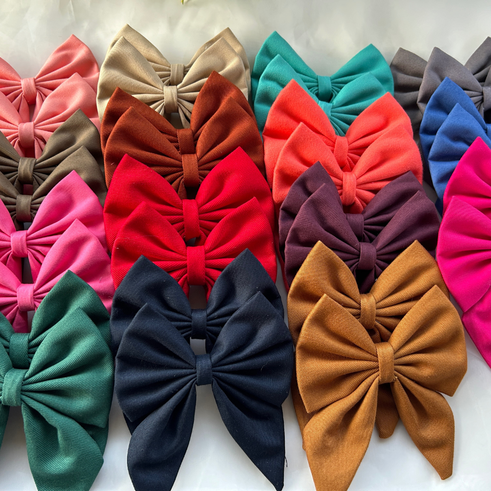 Black Prints Pigtail Bow