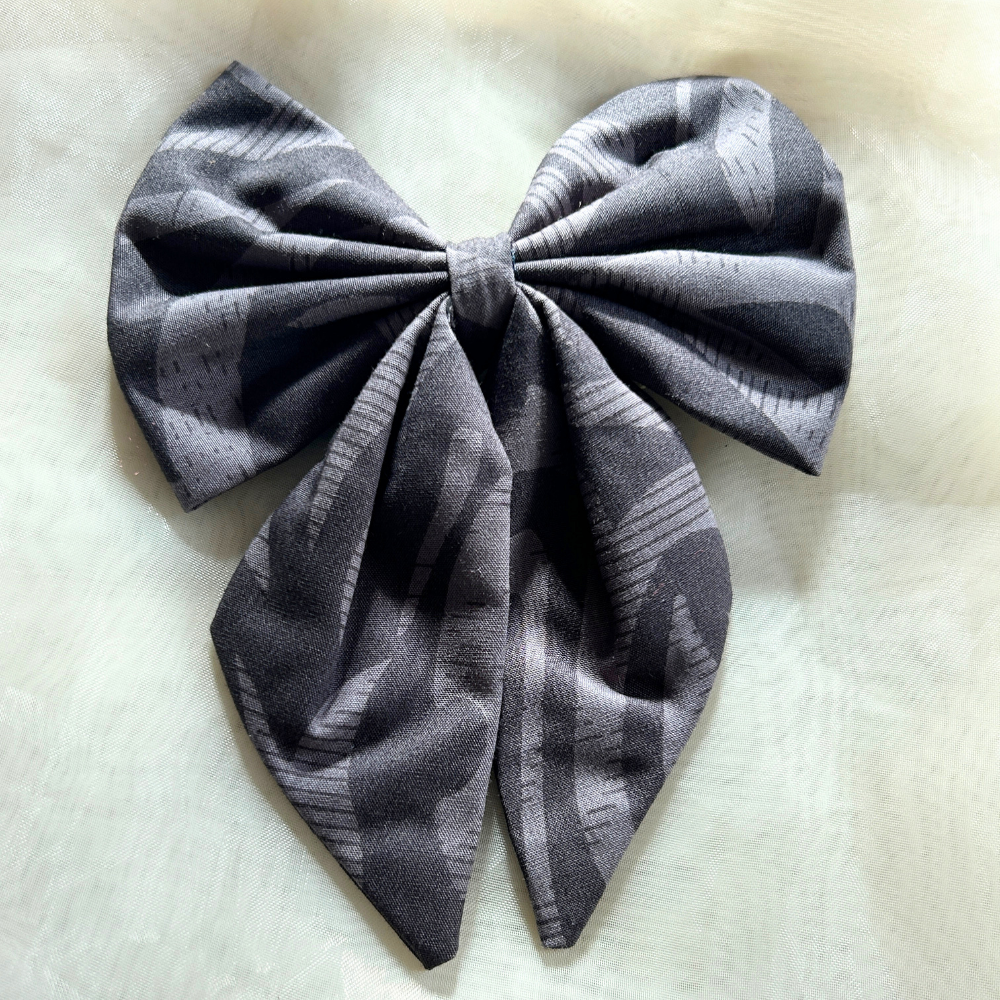 Grey Prints Pigtail Bow
