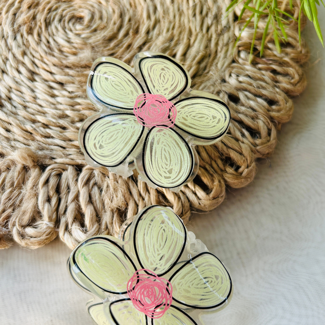 Hand Drawn Flower Claw Clip - Light Green