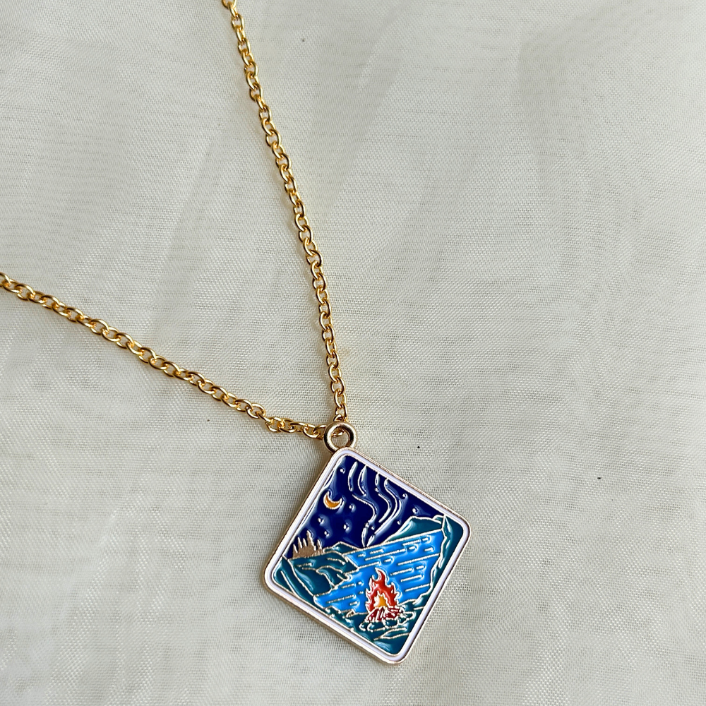 The Travel + Camping Collection Chains