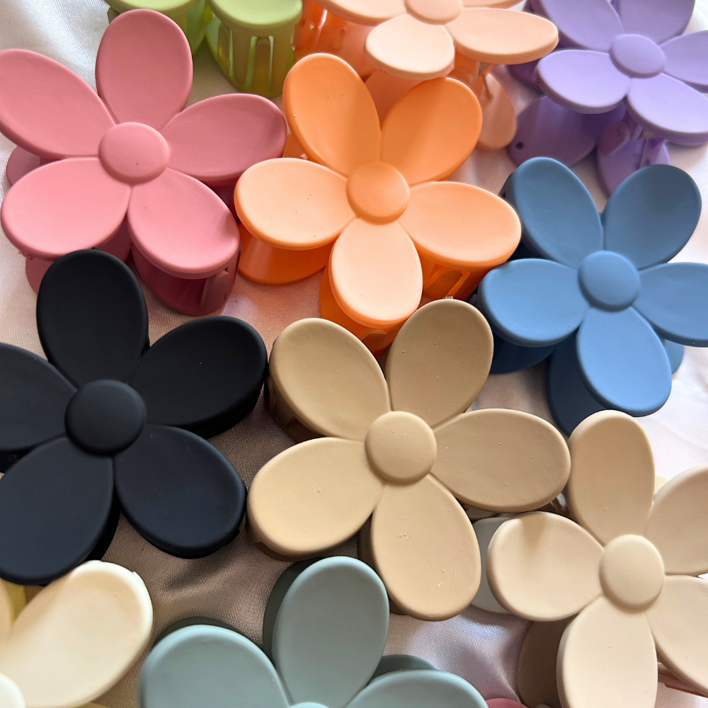 Flower Claw Clip - Medium