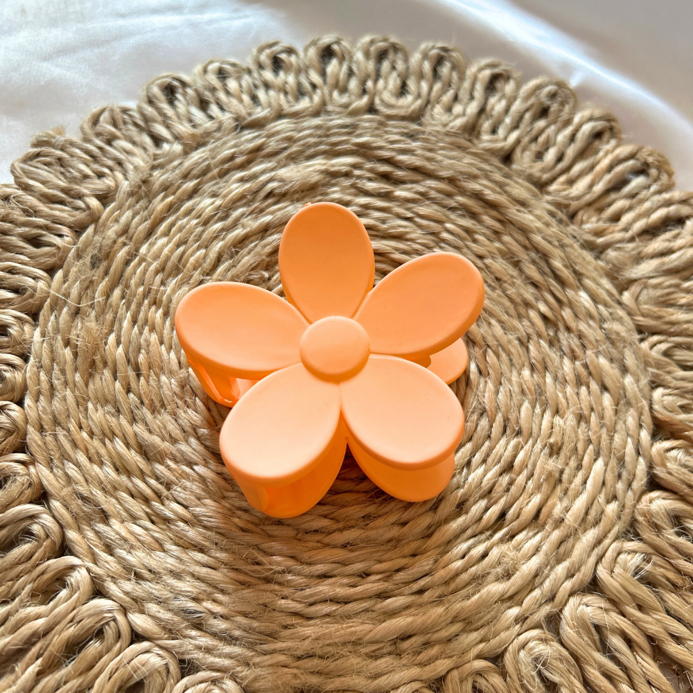 Flower Claw Clip - Medium
