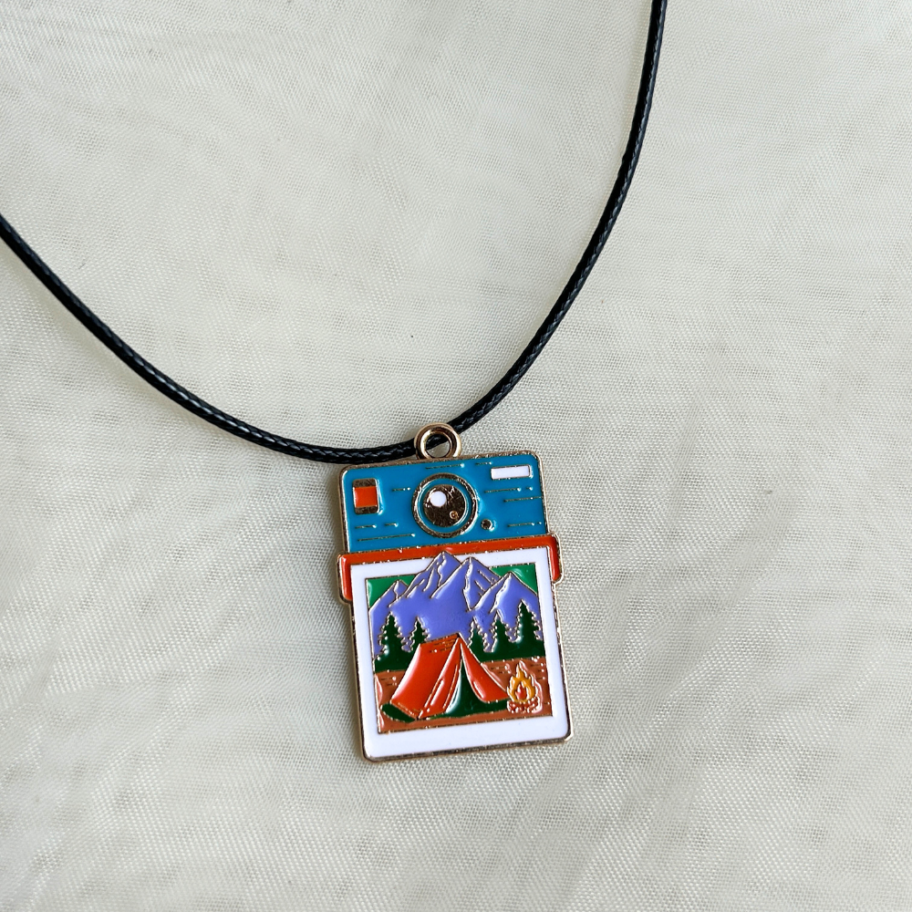 The Travel + Camping Collection Chains
