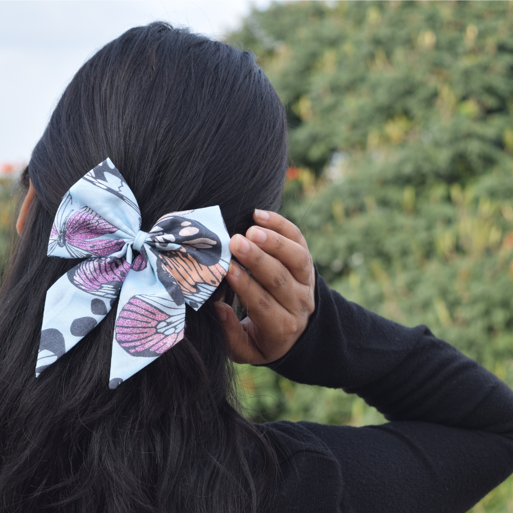 Butterflies -  Pigtail Bow