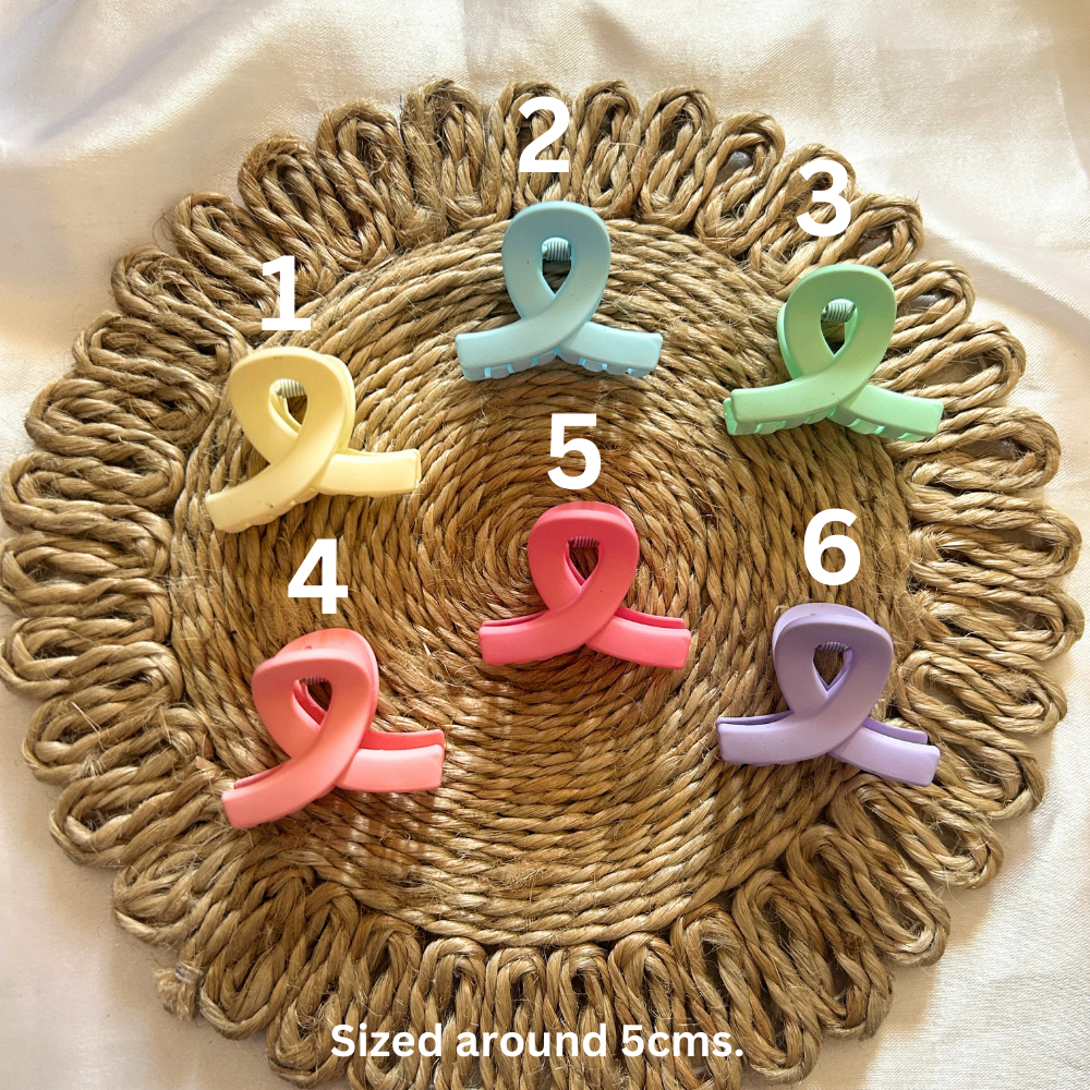 Twisted Bow Claw Clip - Small