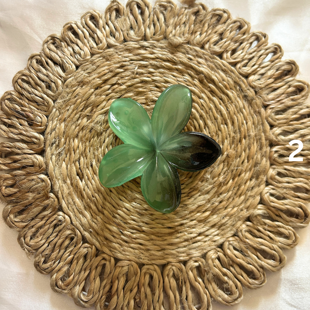 Flower Claw Clip - Medium