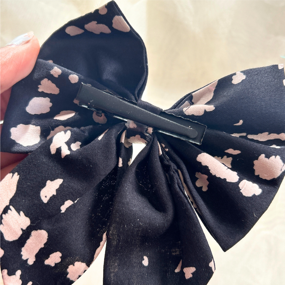 Black Prints Pigtail Bow