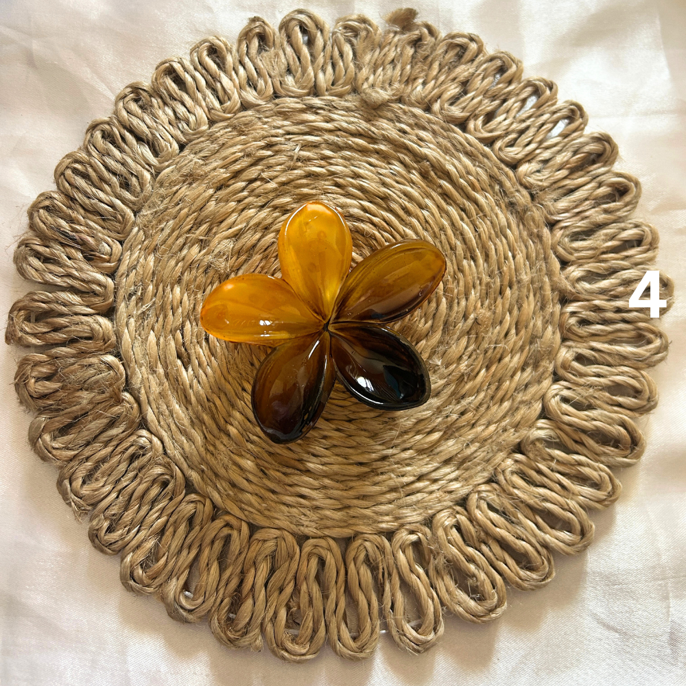 Flower Claw Clip - Medium