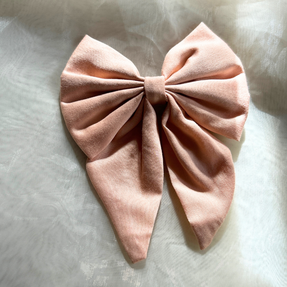 Peach Pigtail Bow