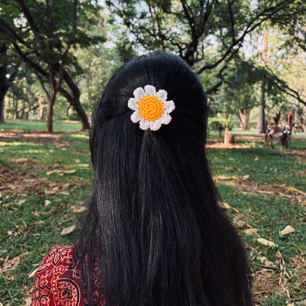 Daisy Crochet Hairtie
