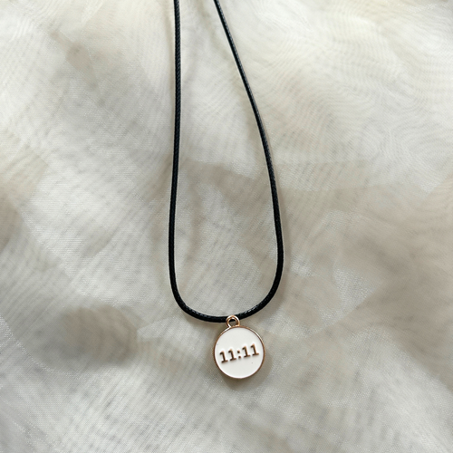11:11 Chain - White