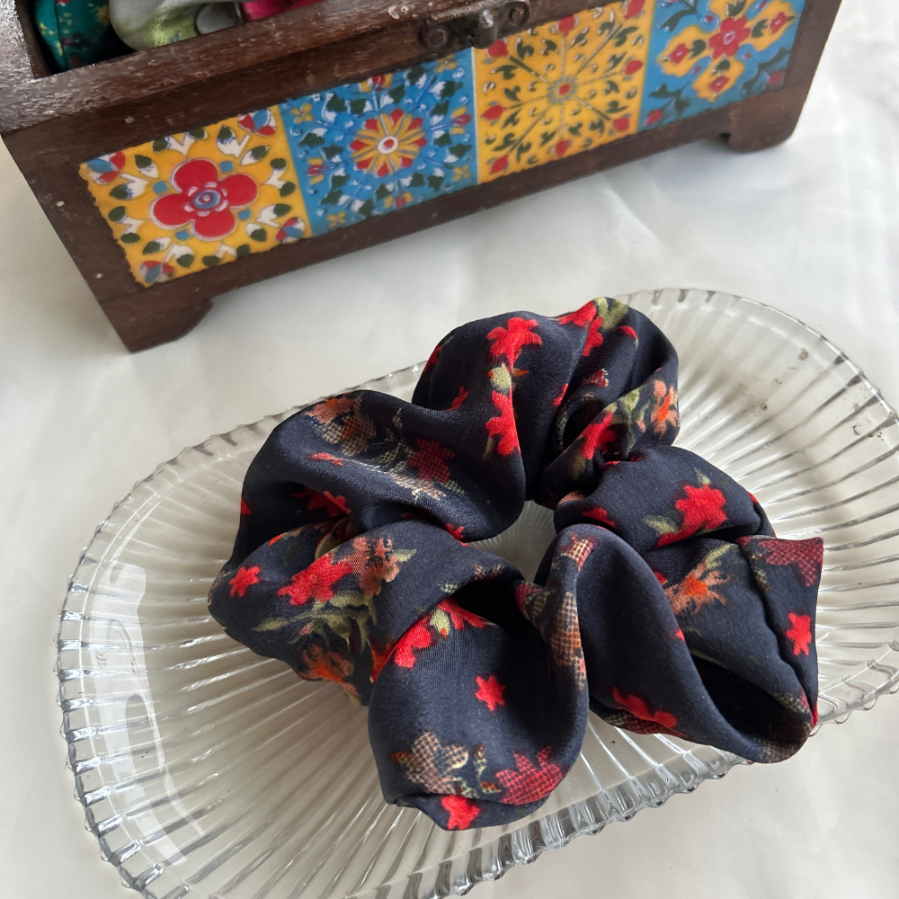 Dark Grey XL Scrunchie