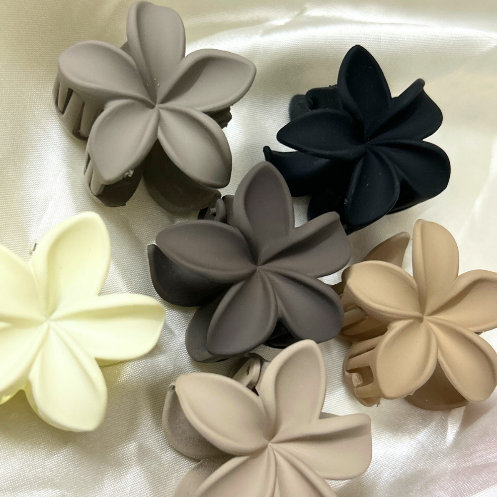 Flower Shaped Claw Clip - Small