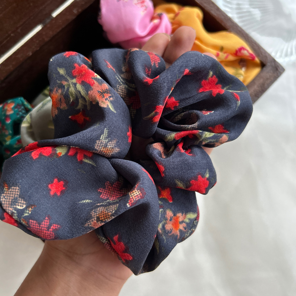 Dark Grey XL Scrunchie