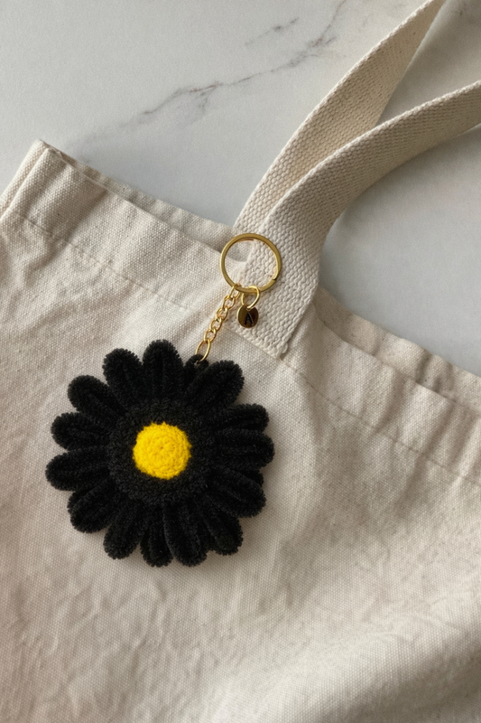 Black Daisy Keychain - Pipe Cleaner Straw Collection