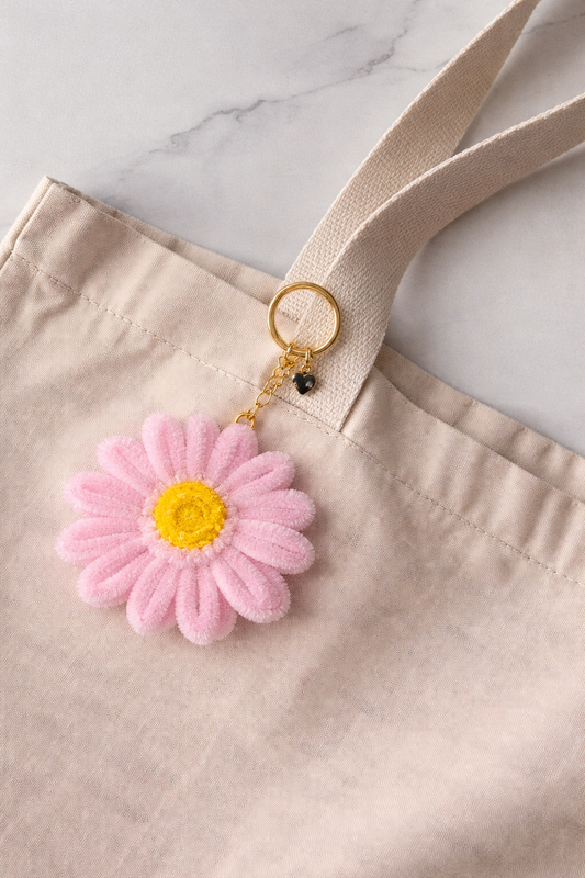 Pink Daisy Keychain - Pipe Cleaner Straw Collection